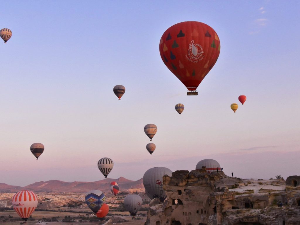 Sunrise hot air balloon over Goreme